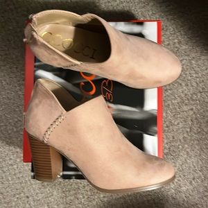 Ccocci by 3B Boots. NIB(new in box)